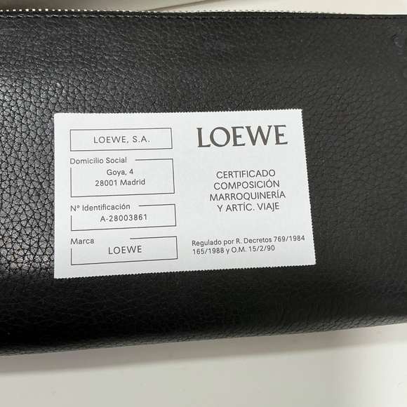 Loewe Navy leather zip wallet - Picture 10 of 11